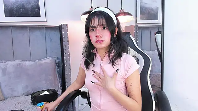 Miyu Komori online show from February 2026 01:10:01 PM