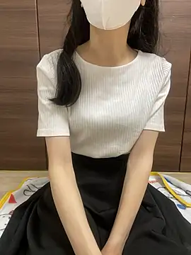 Snapshot of yayoi_jp chatting on June 2026 03:21:01 PM yayoi jp online show from June 2026 03:21:01 PM