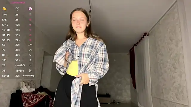 CharlynDini online show from September 2025 03:16:02 PM