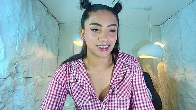 katty berry r online show from November 2025 07:57:01 PM