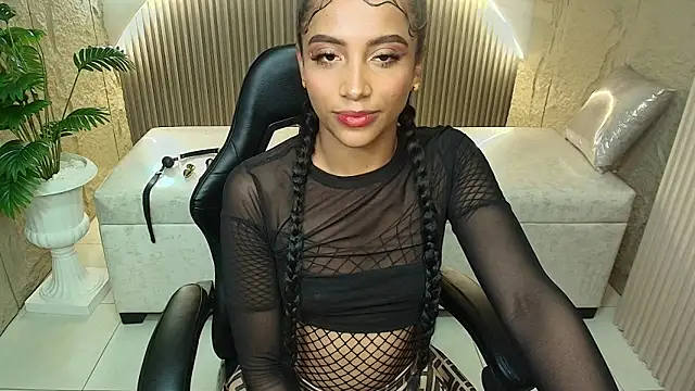 katty berry r online show from September 2025 08:00:01 PM