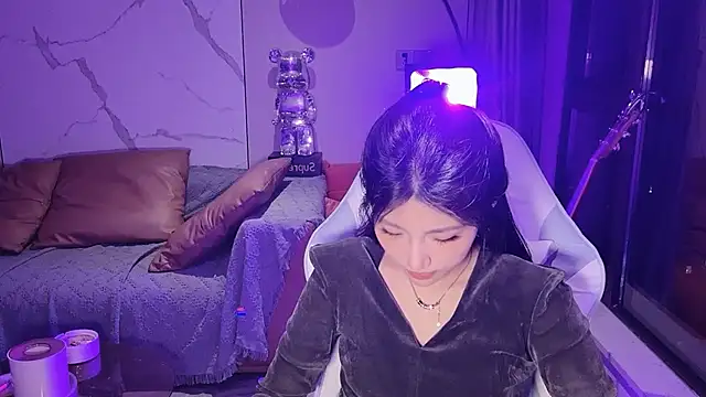 Snapshot of Lixinel-520 chatting on December 2025 12:37:01 PM Lixinel-520 online show from December 2025 12:37:01 PM