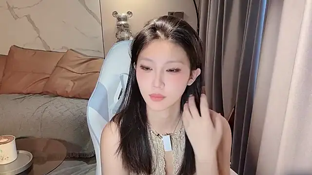 Snapshot of Lixinel-520 chatting on November 2025 02:04:01 AM Lixinel-520 online show from November 2025 02:04:01 AM