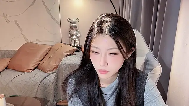 Snapshot of Lixinel-520 chatting on November 2025 06:13:01 AM Lixinel-520 online show from November 2025 06:13:01 AM