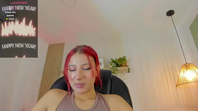 Cristalfoxy  online show from January 2026 07:53:02 PM