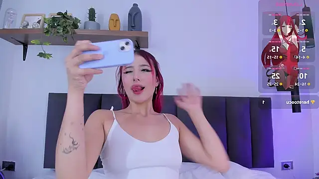 Snapshot of Cristalfoxy_ chatting on June 2026 07:58:01 PM Cristalfoxy online show from June 2026 07:58:01 PM