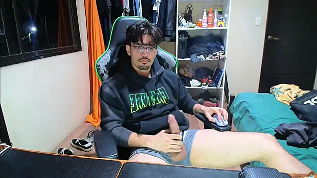 Becan119 online show from October 2025 02:02:01 AM