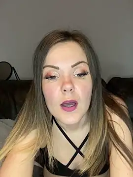 SexyLoLoUK online show from November 2025 06:23:02 PM