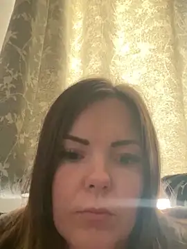 Snapshot of SexyLoLoUK chatting on October 2025 07:09:02 AM SexyLoLoUK online show from October 2025 07:09:02 AM
