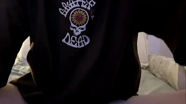 Snapshot of GodHermes_ chatting on November 2025 12:14:02 AM GodHermes online show from November 2025 12:14:02 AM