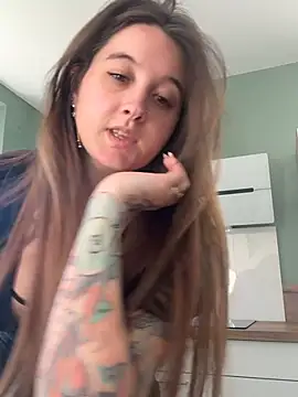 Snapshot of duomagique_off chatting on April 2026 03:03:01 PM duomagique off online show from April 2026 03:03:01 PM