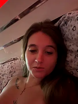 Snapshot of duomagique_off chatting on September 2025 01:43:01 PM duomagique off online show from September 2025 01:43:01 PM