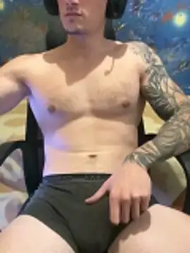 fronkie9384 online show from November 2025 11:58:01 AM