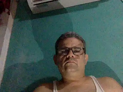 Snapshot of Katracho6969 chatting on November 2025 04:38:02 AM Katracho6969 online show from November 2025 04:38:02 AM