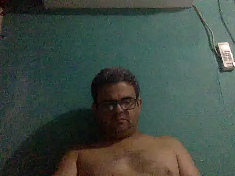 Snapshot of Katracho6969 chatting on October 2025 12:14:01 AM Katracho6969 online show from October 2025 12:14:01 AM