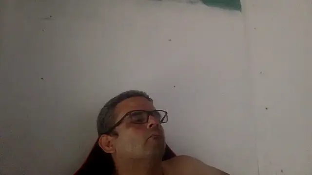 Snapshot of Katracho6969 chatting on June 2026 03:18:01 PM Katracho6969 online show from June 2026 03:18:01 PM