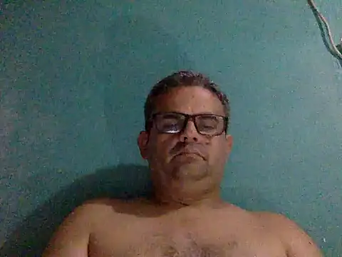 Snapshot of Katracho6969 chatting on November 2025 03:54:01 AM Katracho6969 online show from November 2025 03:54:01 AM