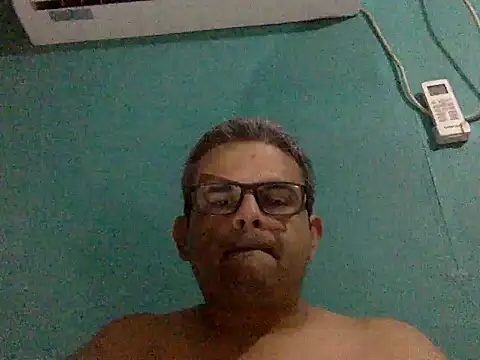 Snapshot of Katracho6969 chatting on November 2025 04:28:01 AM Katracho6969 online show from November 2025 04:28:01 AM