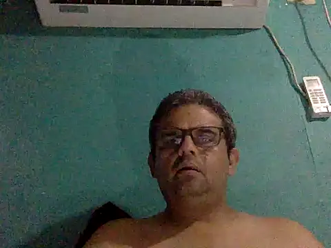 Snapshot of Katracho6969 chatting on October 2025 04:00:02 AM Katracho6969 online show from October 2025 04:00:02 AM