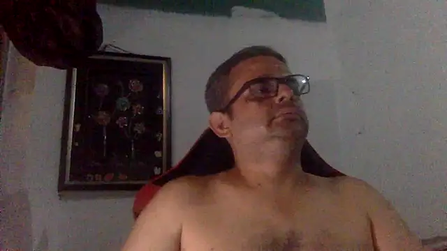 Snapshot of Katracho6969 chatting on June 2026 01:28:02 AM Katracho6969 online show from June 2026 01:28:02 AM