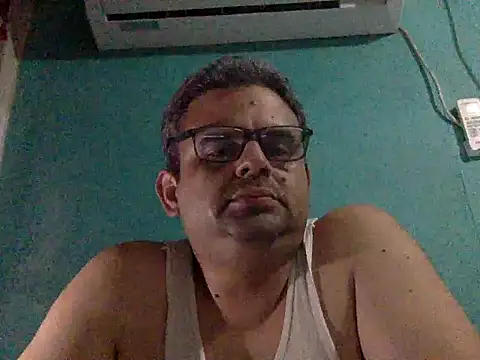 Snapshot of Katracho6969 chatting on December 2025 12:44:01 AM Katracho6969 online show from December 2025 12:44:01 AM