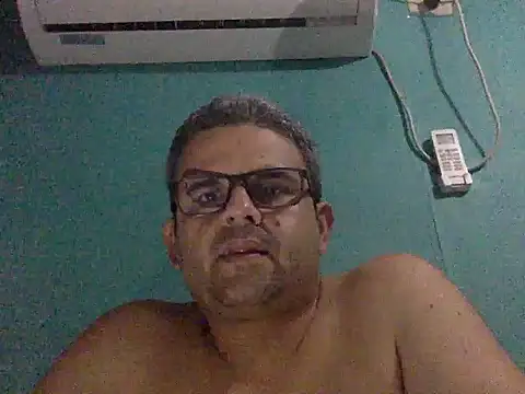 Snapshot of Katracho6969 chatting on November 2025 03:44:01 AM Katracho6969 online show from November 2025 03:44:01 AM