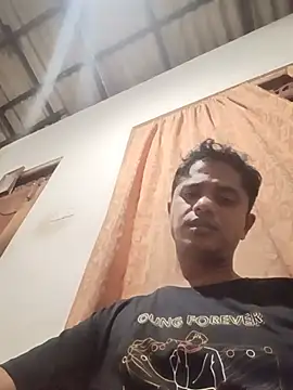Snapshot of lahiruwi chatting on July 2026 05:41:01 PM lahiruwi online show from July 2026 05:41:01 PM