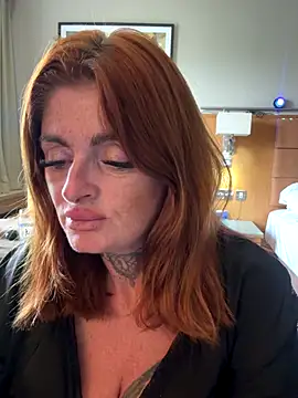 IrishmilfAnna online show from November 2025 10:29:02 AM