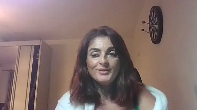 Snapshot of IrishmilfAnna chatting on September 2025 07:45:01 PM IrishmilfAnna online show from September 2025 07:45:01 PM