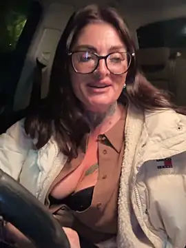 Snapshot of IrishmilfAnna chatting on May 2026 10:04:02 PM IrishmilfAnna online show from May 2026 10:04:02 PM