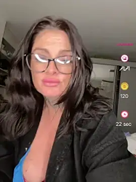 Snapshot of IrishmilfAnna chatting on May 2026 12:15:01 AM IrishmilfAnna online show from May 2026 12:15:01 AM