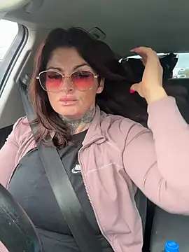 IrishmilfAnna online show from April 2026 10:33:01 AM