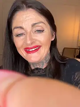 Snapshot of IrishmilfAnna chatting on May 2026 03:49:02 PM IrishmilfAnna online show from May 2026 03:49:02 PM