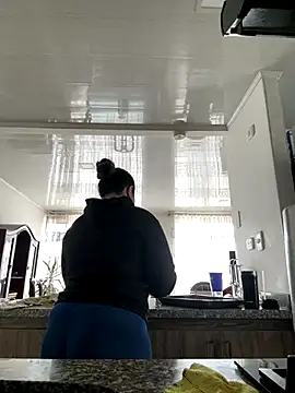 PortuPAWG online show from November 2025 07:17:01 PM