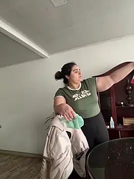 PortuPAWG online show from May 2026 10:17:01 PM