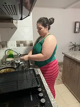 PortuPAWG online show from June 2026 08:36:01 PM