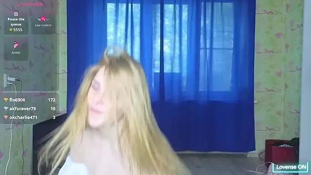 HelenMartines online show from June 2026 02:33:01 PM