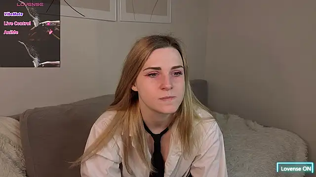 HelenMartines online show from April 2026 11:34:01 AM