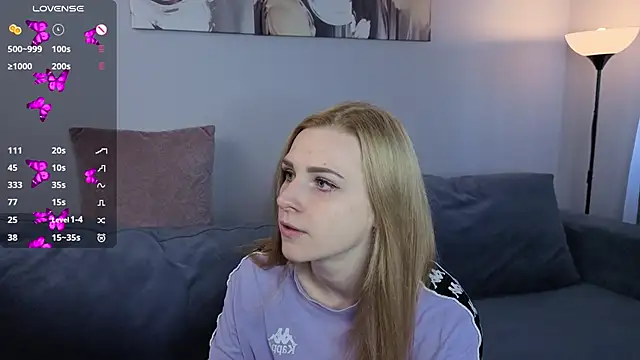 HelenMartines online show from September 2025 10:22:01 AM