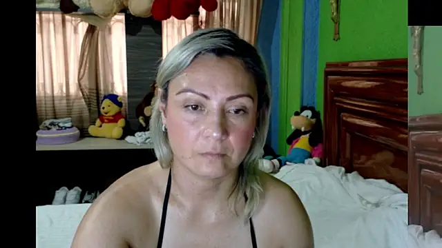  Charlize theron  online show from March 2026 10:43:02 PM