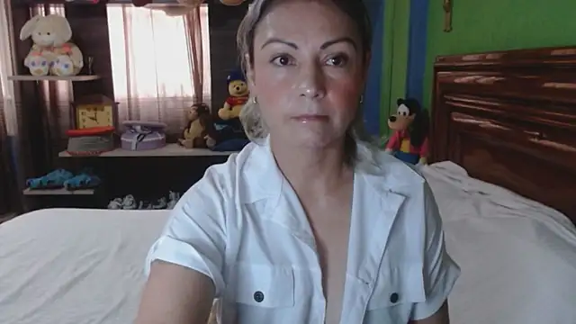  Charlize theron  online show from November 2025 07:47:02 PM