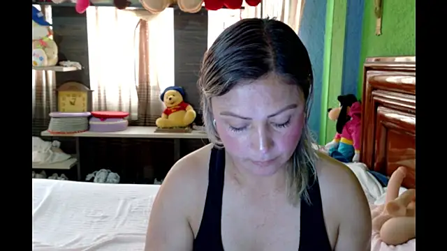  Charlize theron  online show from May 2026 05:51:02 PM