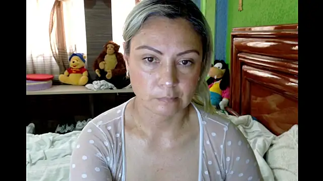  Charlize theron  online show from February 2026 08:09:01 PM