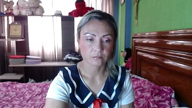  Charlize theron  online show from September 2025 07:21:02 PM