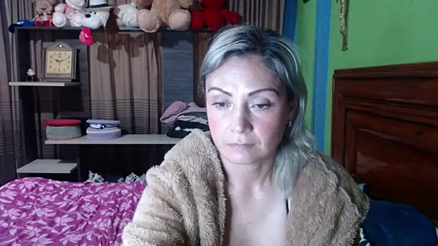  Charlize theron  online show from October 2025 06:04:02 AM