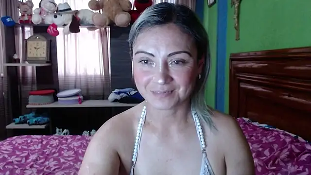  Charlize theron  online show from October 2025 09:58:02 PM