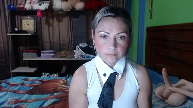  Charlize theron  online show from October 2025 11:46:01 PM