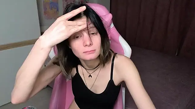 EllinEverly online show from March 2026 09:22:01 PM