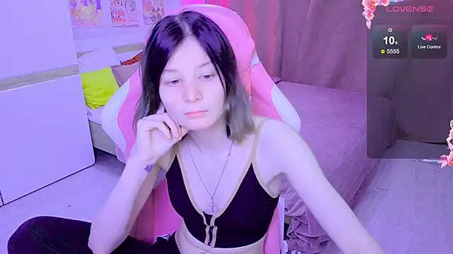 EllinEverly online show from March 2026 09:04:01 PM