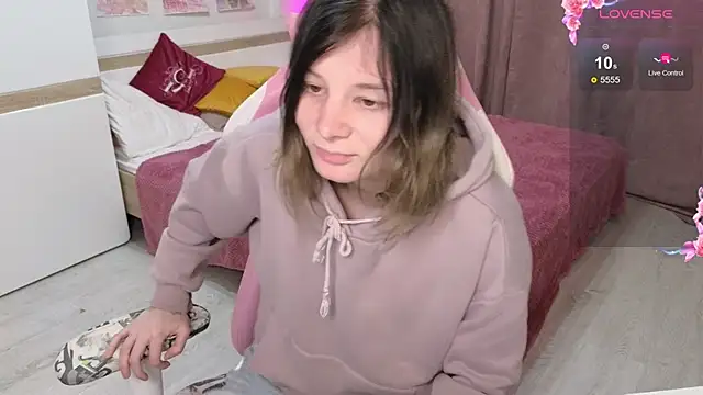 EllinEverly online show from March 2026 09:05:02 PM